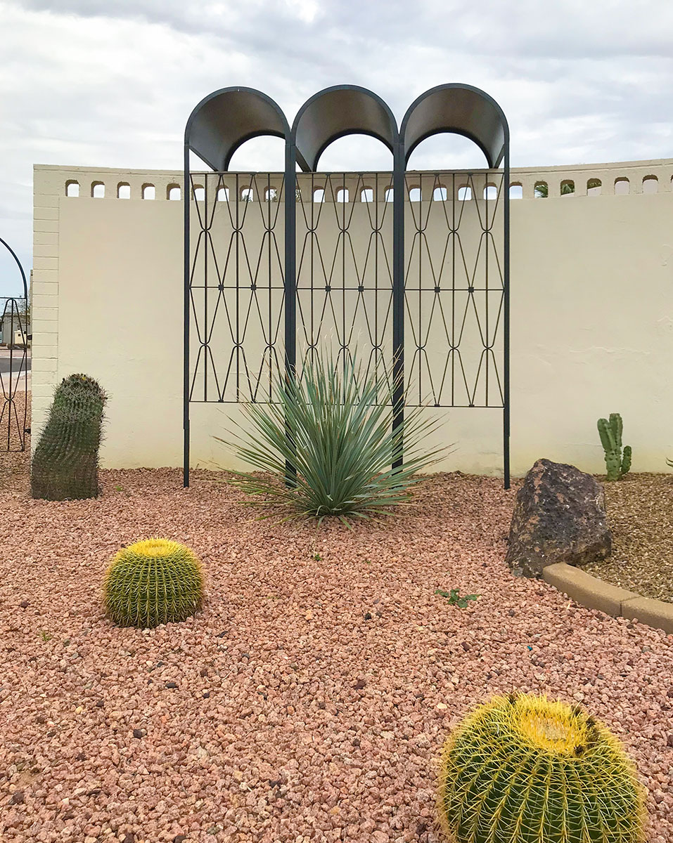 Golden Keys Neighborhood by Ralph Haver in Scottsdale Modern Phoenix