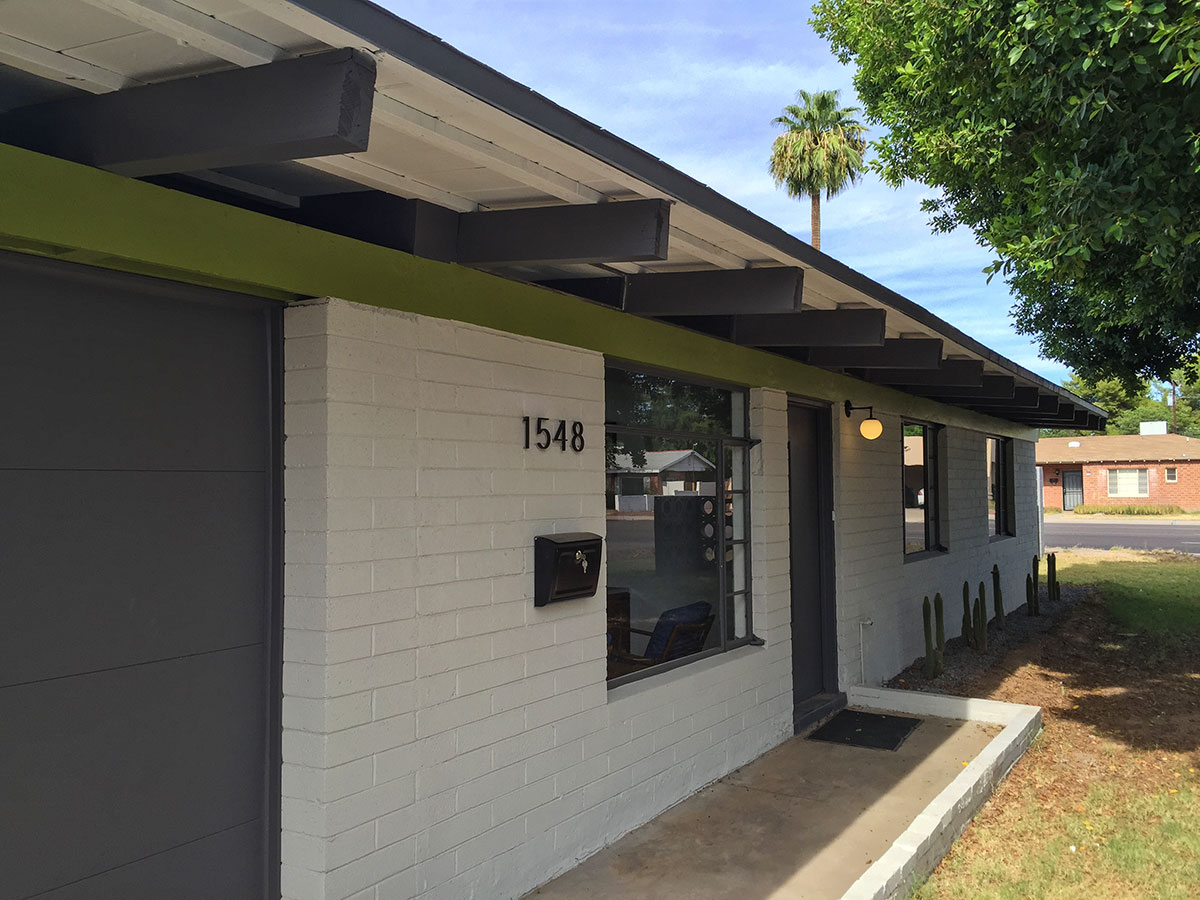 Mayfair Manor tract home by Ralph Haver AIA in Phoenix Arizona