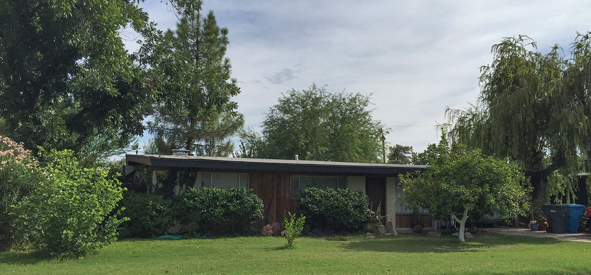 Mayfair Manor tract home by Ralph Haver AIA in Phoenix Arizona