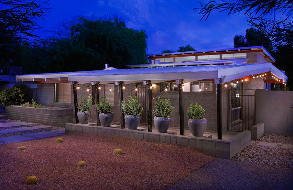 The Covington Residence and Studio on the Modern Phoenix Hometour 2011