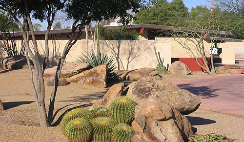 The Pernell Residence on the Modern Phoenix Hometour 2009