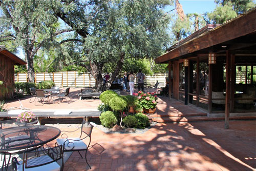 The F.M. Guirey Residence on the Modern Phoenix Hometour 2009