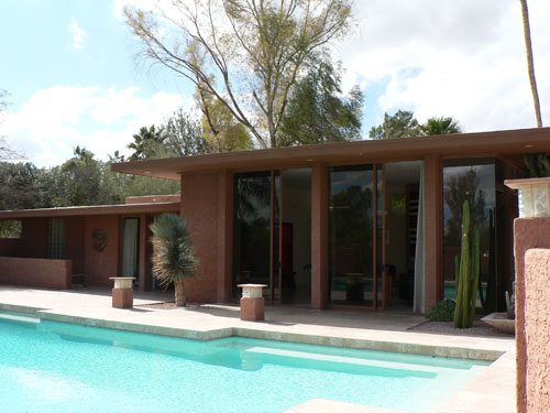 Mystery on Quartz Mountain on the Modern Phoenix Hometour 2009