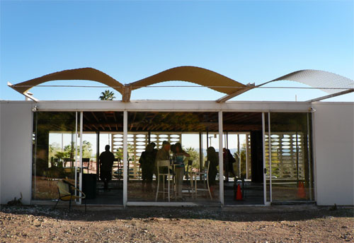 The White Gates Residence on the Modern Phoenix Hometour 2009