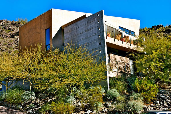 The Urban Desert House on the Modern Phoenix Hometour 2011