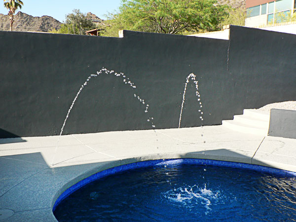 The Phillips/Lopez Residence on the Modern Phoenix Hometour 2011