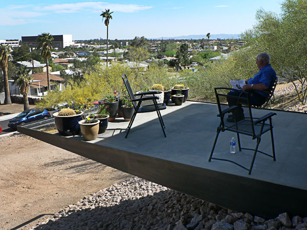 The Trahan Residence on the Modern Phoenix Hometour 2011