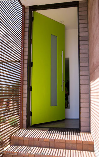 The Vasan-Lobo Residence on the Modern Phoenix Hometour 2011