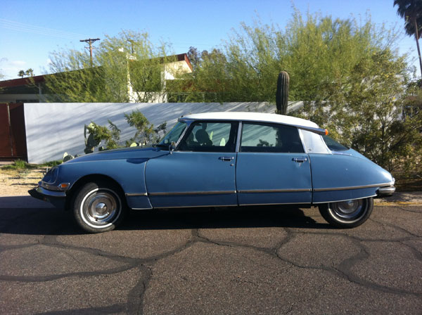 Vintage Cars on the Modern Phoenix Hometour 2012