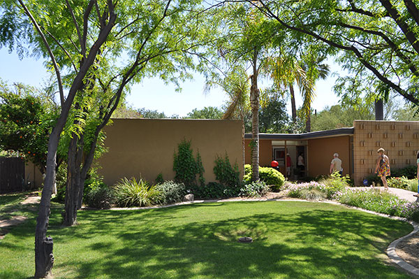 Robert Starkovich House on Modern Phoenix Home Tour