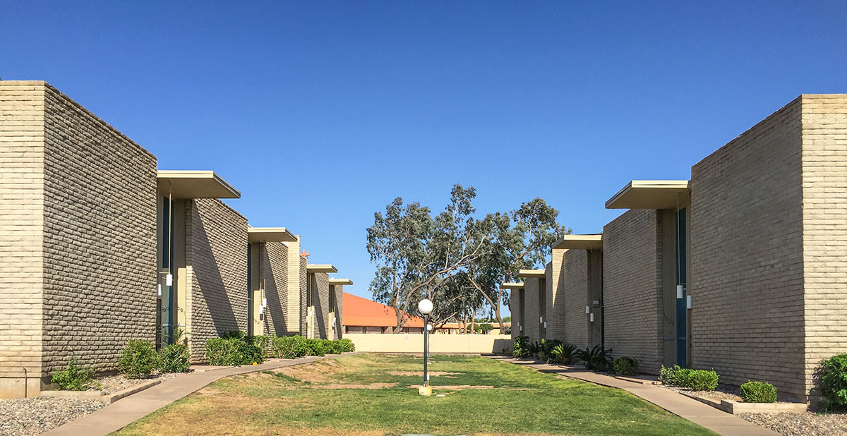Gould & Hernandez Residence at Roman Roads on the 2016 Modern Phoenix Home Tour