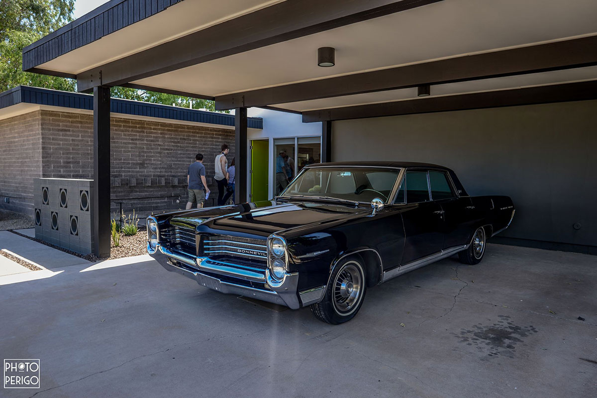 Cars on the Modern Phoenix Home Tour 2017