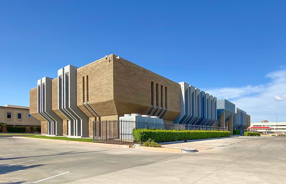ARA Building by Howard Madole in Midtown Phoenix