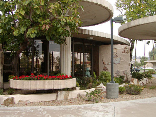 Dendriform Columns at the Valley National Bank on 44th Street and Camelback in Phoenix Arizona