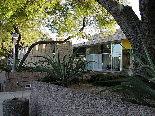 The Safari Branch of the Valley National Bank in Phoenix Arizona